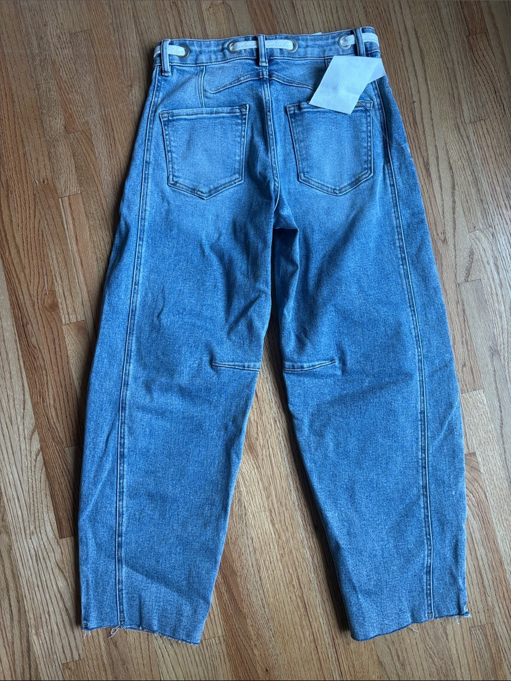 RISEN size 3/26 High-Rise barrel Light Blue Women’s Jeans - Picture 6 of 8